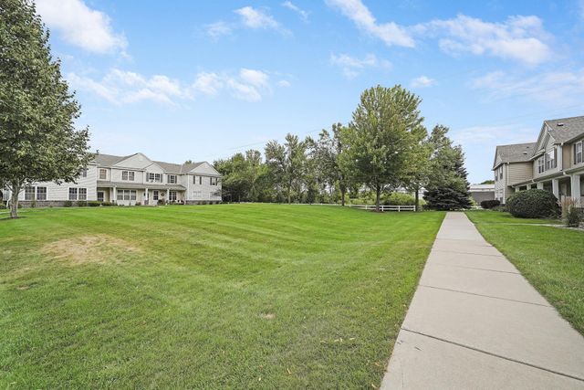 4926 Bisset Lane 7506, Inver Grove Heights, MN 55076