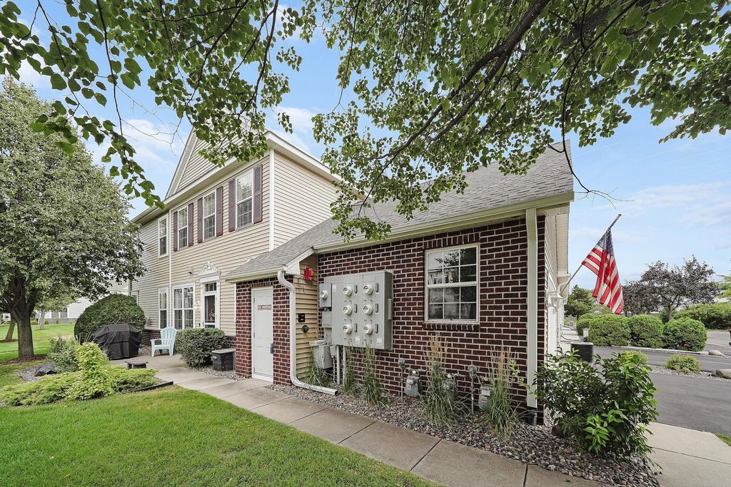 4926 Bisset Lane 7506, Inver Grove Heights, MN 55076