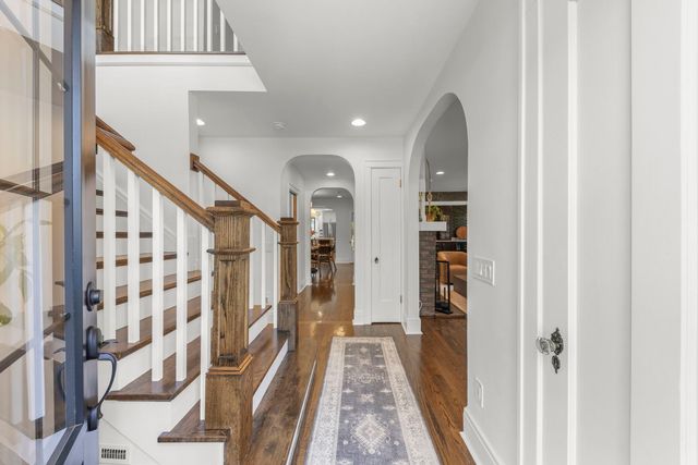 639 N Park Boulevard, Glen Ellyn, IL 60137