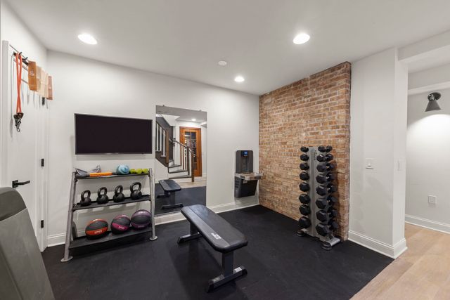 639 N Park Boulevard, Glen Ellyn, IL 60137