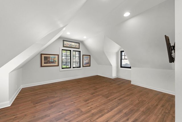 639 N Park Boulevard, Glen Ellyn, IL 60137