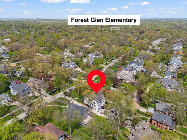 639 N Park Boulevard, Glen Ellyn, IL 60137