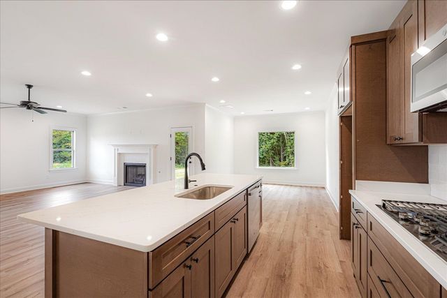 319 MCLAUGHLIN DR, Munford, TN 38058