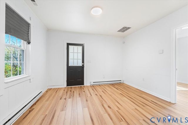 226 Mecklenburg St, Petersburg, VA 23803