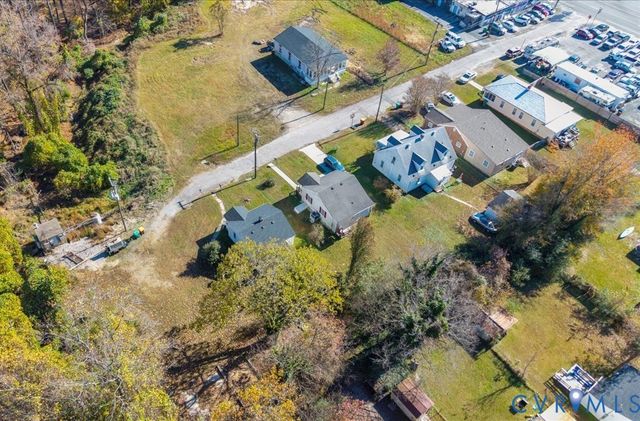 226 Mecklenburg St, Petersburg, VA 23803