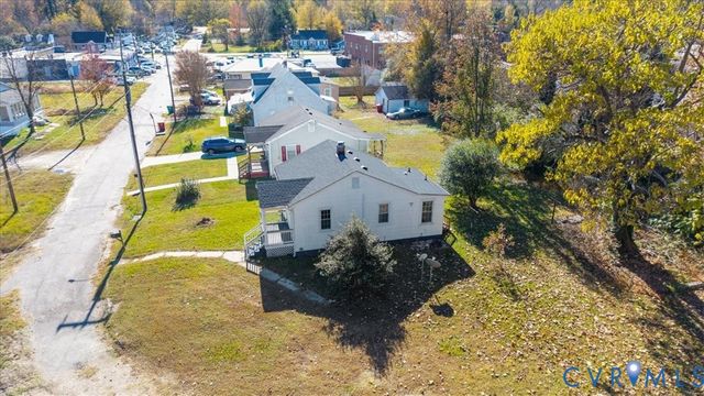 226 Mecklenburg St, Petersburg, VA 23803