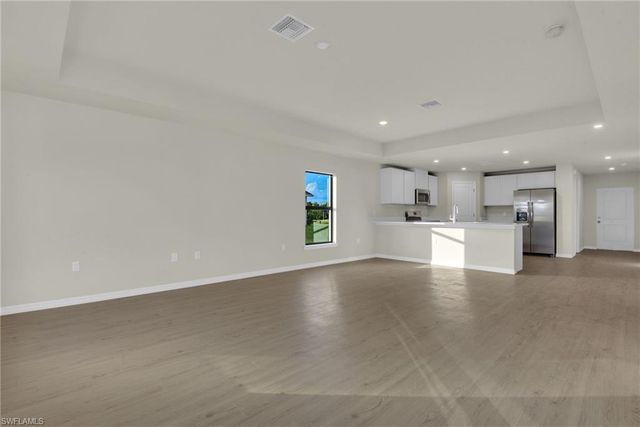 532 Raintree ST E, Lehigh Acres, FL 33974
