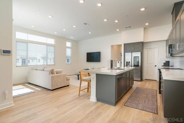 841 HANA AVE 3, Chula Vista, CA 91911