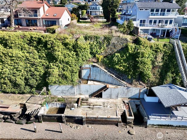 4906 Tok A Lou Drive NE, Tacoma, WA 98422