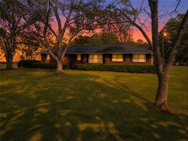 1302 Anderson Street, Belton, SC 29627