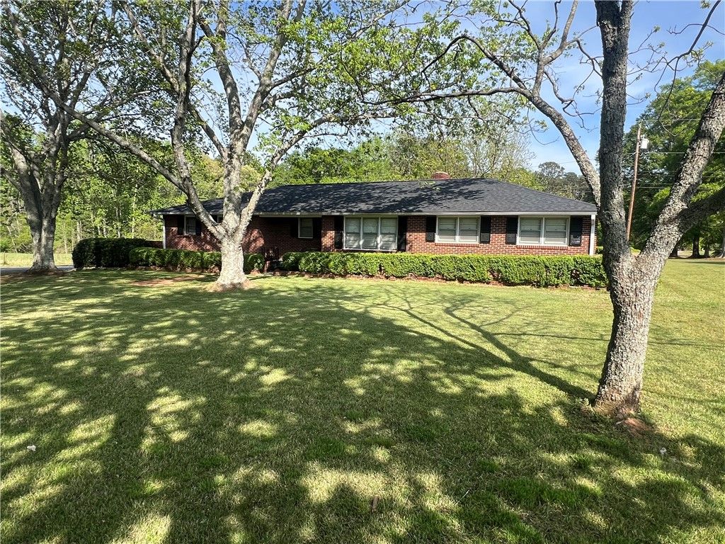 1302 Anderson Street, Belton, SC 29627