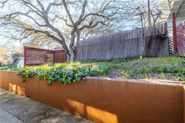 2237 Vine, Paso Robles, CA 93446