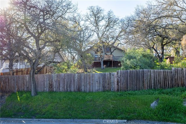 2237 Vine, Paso Robles, CA 93446