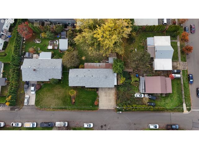 301 S EVEREST St, Newberg, OR 97132