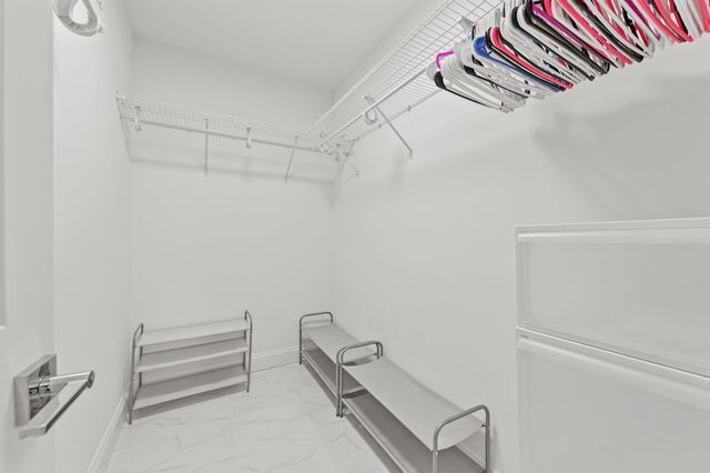 288 Seabreeze Circle, Jupiter, FL 33477