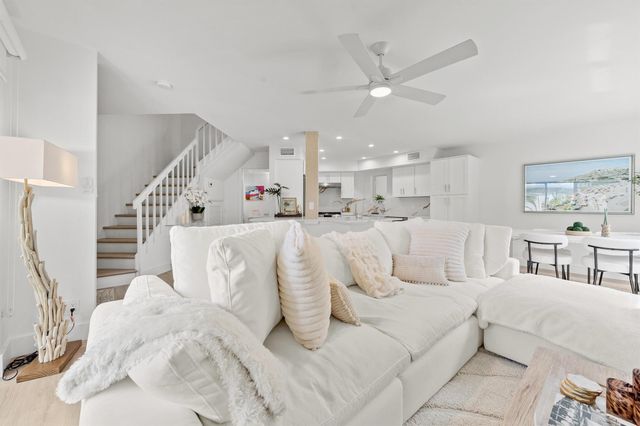 288 Seabreeze Circle, Jupiter, FL 33477