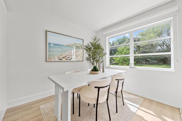 288 Seabreeze Circle, Jupiter, FL 33477