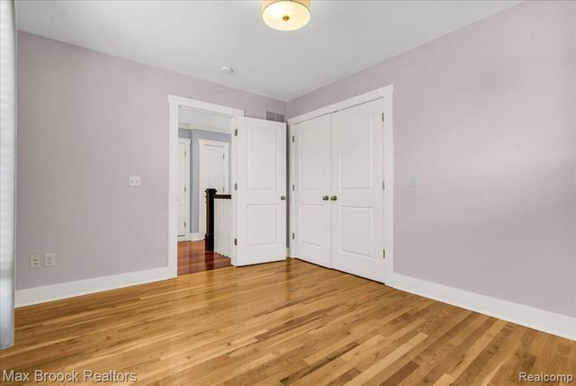 1080 Bennaville Avenue, Birmingham, MI 48009