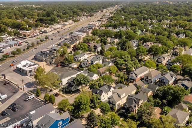 1080 Bennaville Avenue, Birmingham, MI 48009