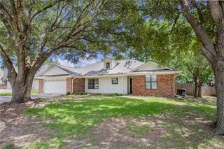 812 Woodson Drive, Caldwell, TX 77836