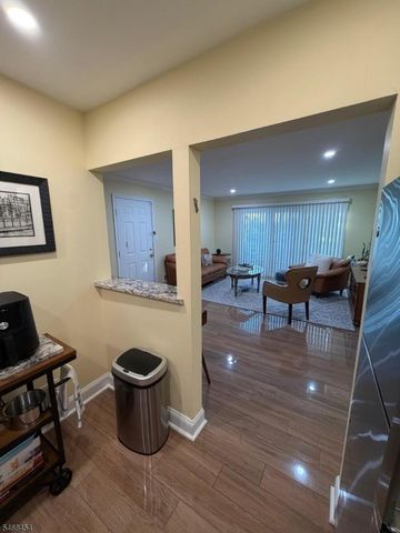 1505 Longley Ct, Branchburg Twp., NJ 08876