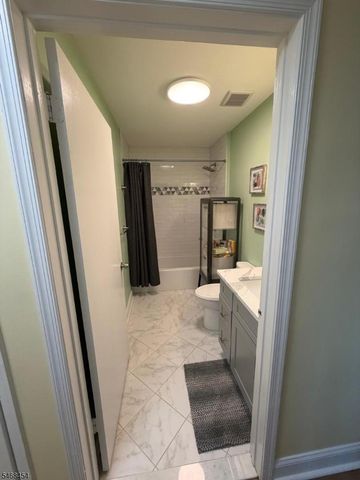 1505 Longley Ct, Branchburg Twp., NJ 08876