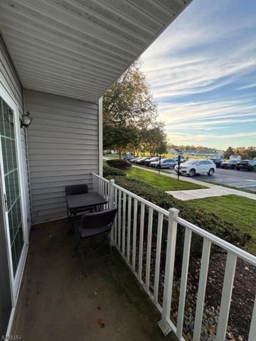1505 Longley Ct, Branchburg Twp., NJ 08876