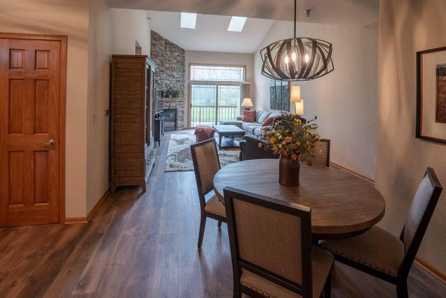 14785 W Wilbur DRIVE, New Berlin, WI 53151