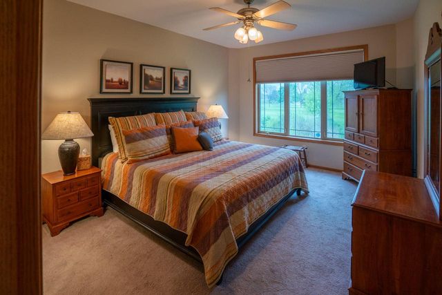 14785 W Wilbur DRIVE, New Berlin, WI 53151