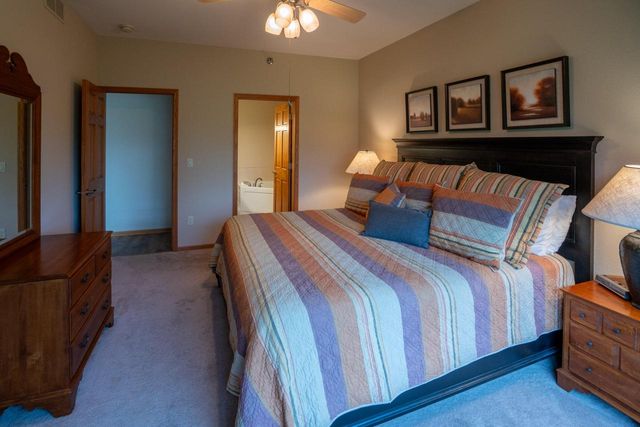 14785 W Wilbur DRIVE, New Berlin, WI 53151