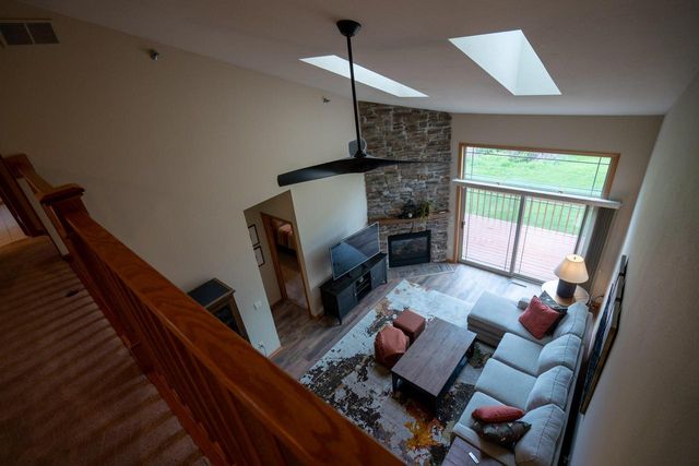 14785 W Wilbur DRIVE, New Berlin, WI 53151