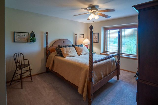 14785 W Wilbur DRIVE, New Berlin, WI 53151