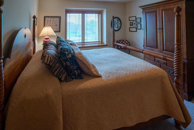 14785 W Wilbur DRIVE, New Berlin, WI 53151