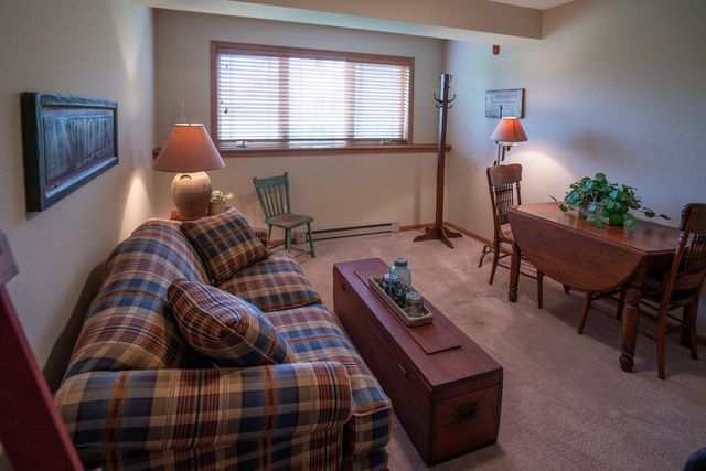 14785 W Wilbur DRIVE, New Berlin, WI 53151