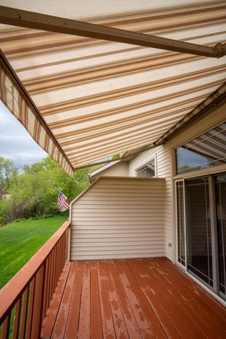 14785 W Wilbur DRIVE, New Berlin, WI 53151