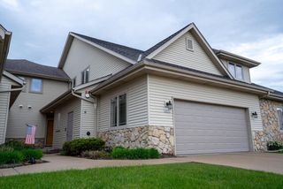 14785 W Wilbur DRIVE, New Berlin, WI 53151
