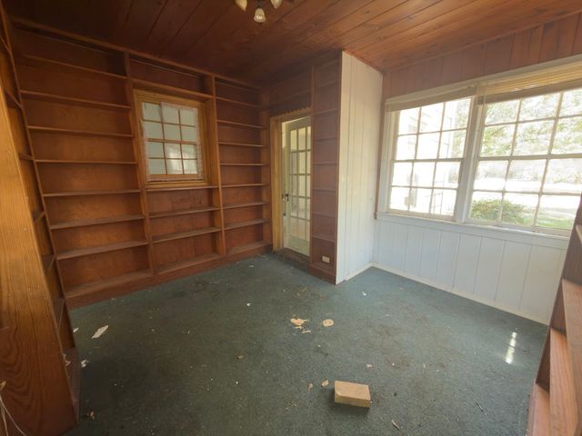 2309 Mayo Street, Commerce, TX 75428