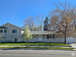 2215 W 800 N, West Point, UT 84015