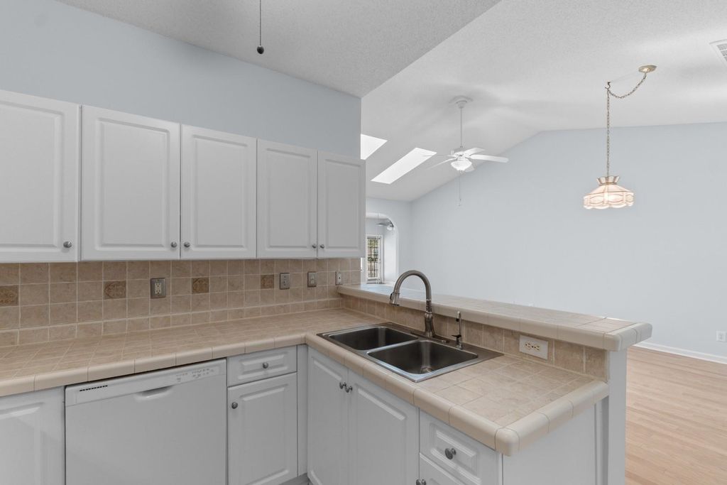 4520 Lighthouse Dr Unit 29D, Little River, SC 29566 — photo 4