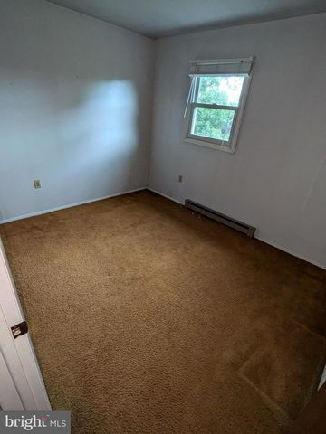 66 KELLER LN, Shermans Dale, PA 17090