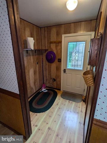 66 KELLER LN, Shermans Dale, PA 17090