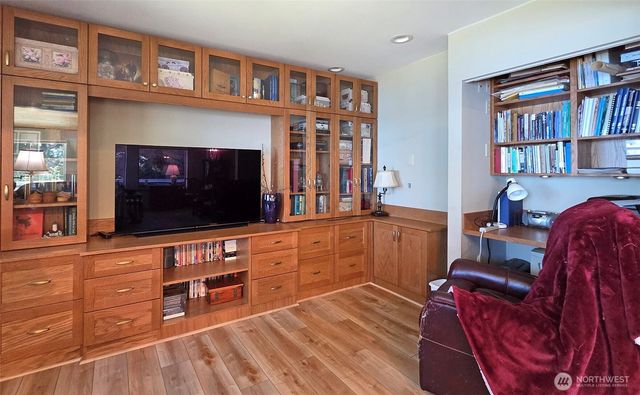 1311 Lopez Road, Lopez Island, WA 98261