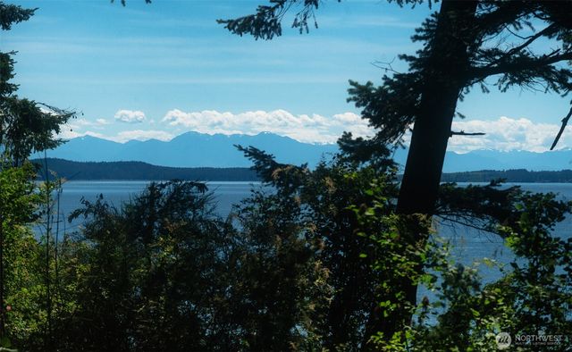 1311 Lopez Road, Lopez Island, WA 98261