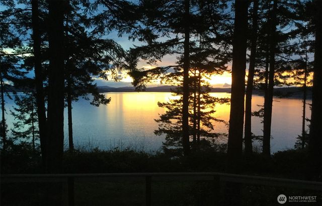 1311 Lopez Road, Lopez Island, WA 98261