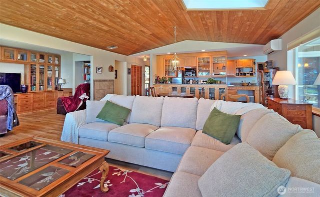 1311 Lopez Road, Lopez Island, WA 98261