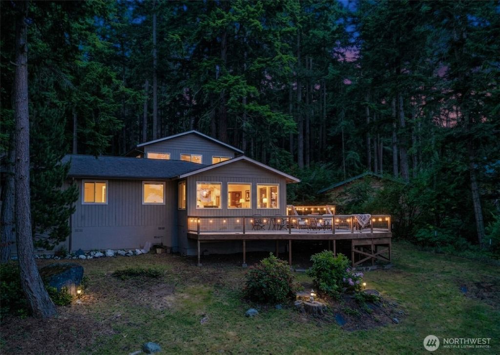 1311 Lopez Road, Lopez Island, WA 98261