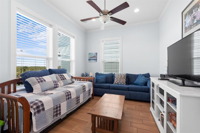 11706 Opihi, Galveston, TX 77554