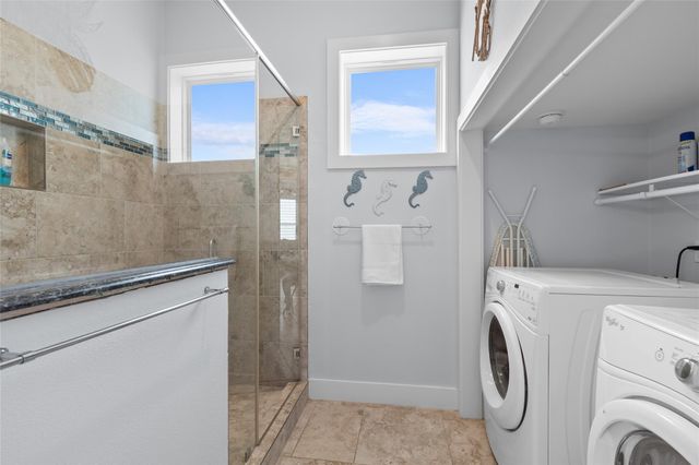 11706 Opihi, Galveston, TX 77554