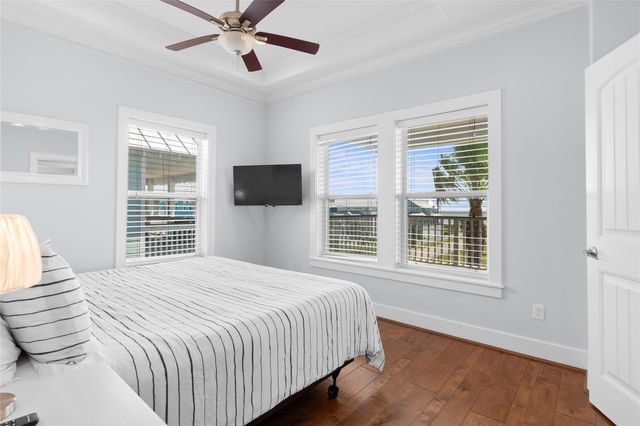 11706 Opihi, Galveston, TX 77554