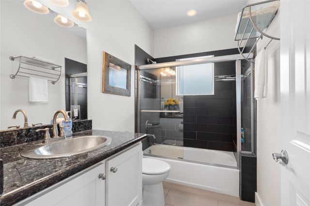 11706 Opihi, Galveston, TX 77554